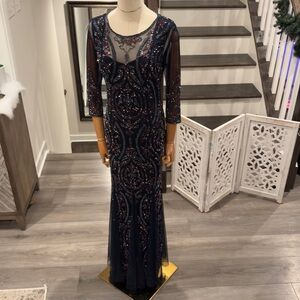 Pisarro Nights Beaded Illusion Gown – Navy/Multi Beading – 3/4 Sleeves | Size 6